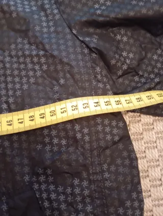 Cazadora impermeable SFERA