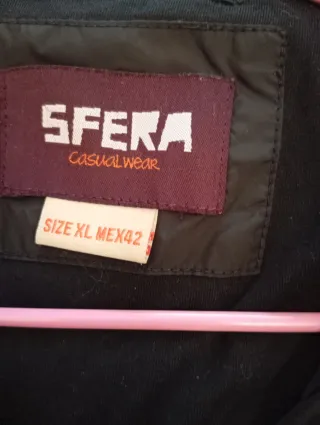 Cazadora impermeable SFERA