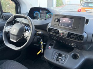 Peugeot e-Rifter Rifter 2023 50KWH 136CV 5 PLAZAS