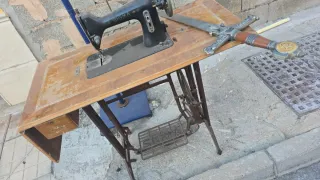Máquina de coser antigua