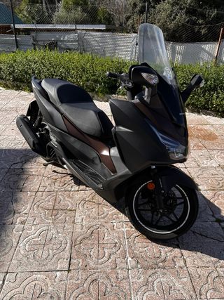 Honda Forza 125