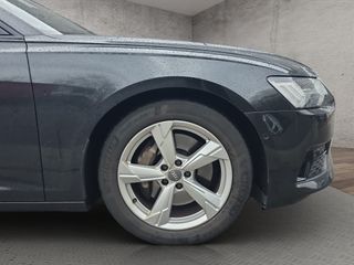 AUDI A6 AVANT TDI QUATTRO Black Line