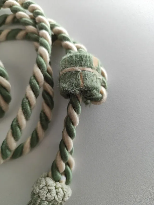 Alzapaño pasamanería vintage gran formato