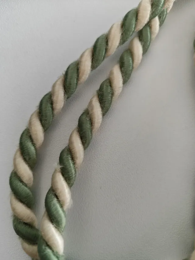 Alzapaño pasamanería vintage gran formato