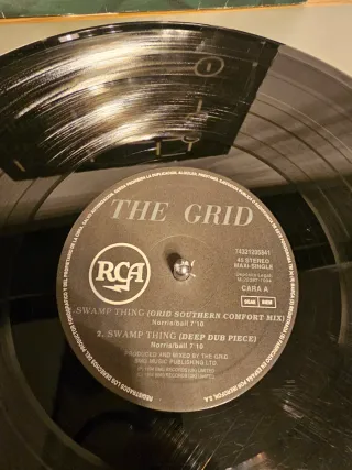 3  Vinilos del grupo GRID