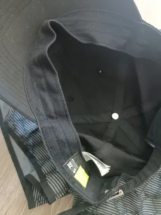 Pantalón corto Nike running gris y negro