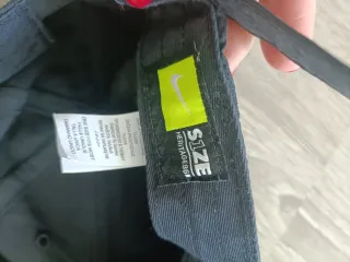 Pantalón corto Nike running gris y negro