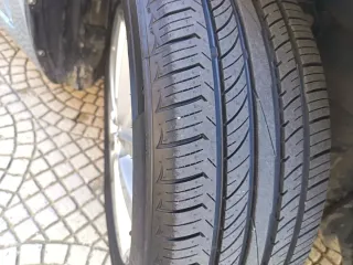 Toyota Auris impecable Pegatina C