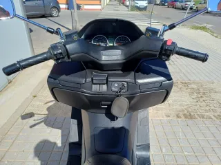 Suzuki Burgman 400 A2