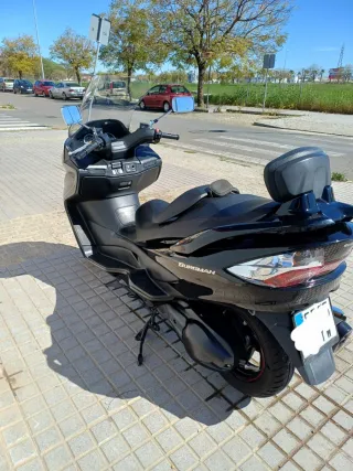 Suzuki Burgman 400 A2
