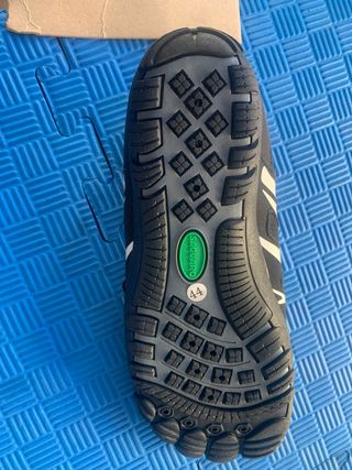 Zapatillas Saguaro híbridas negras talla 44