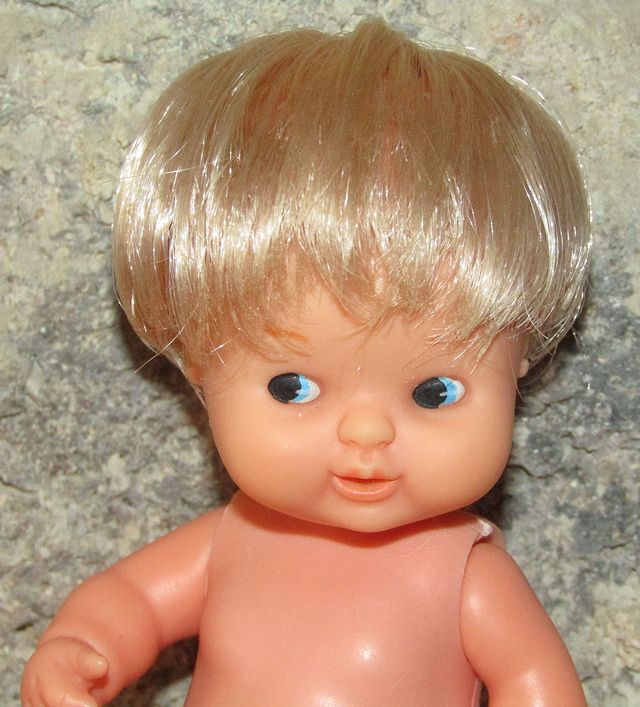 ANTIGUA BARRIGUITAS PELO LISO SOLO FAMOSA