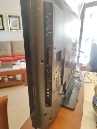 Televisor Toshiba Regza Negro. 32 pulgadas