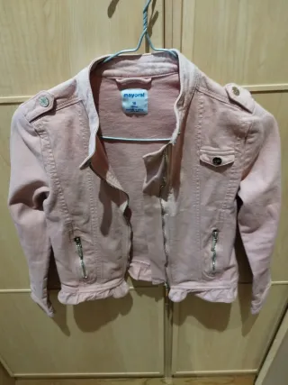 Cazadora vaquera niña Mayoral rosa talla 10