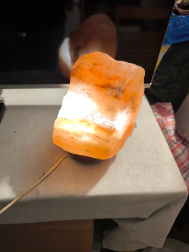 Lámpara de sal grande natural