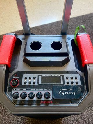 Altavoz AIWA Negro con Luces