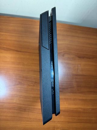 Console PlayStation 4 PS4 Slim 1TB con 2 Giochi