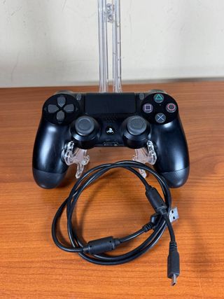 Console PlayStation 4 PS4 Slim 1TB con 2 Giochi