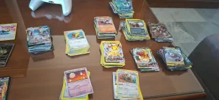 Lote cartas Pokémon: Gardevoir, Rayquaza, Mew V