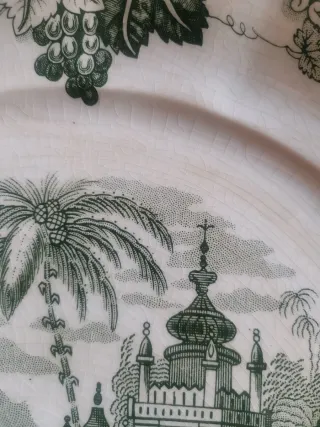 Plato La Cartuja Verde y Blanco