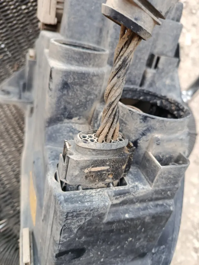 Faro Izquierdo Xenon Golf V