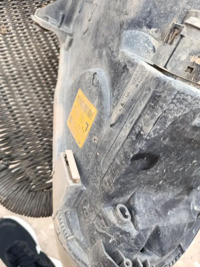 Faro Izquierdo Xenon Golf V