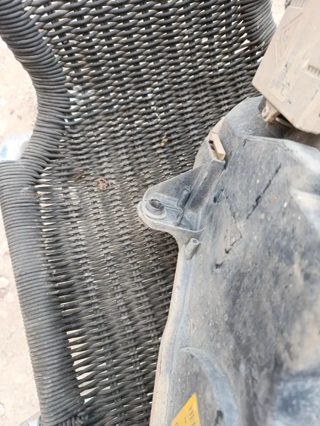 Faro Izquierdo Xenon Golf V