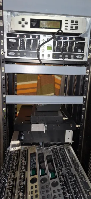 Equipo de sonido DJ y mezclador