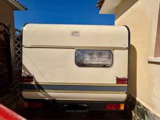 Caravana con documentación