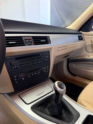 BMW e91 325i TOURING 218CV