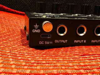 Mezclador Estéreo Moukey MAMX2