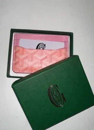 Tarjetero Goyard Rosa