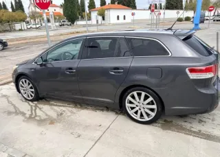 Toyota Avensis 2009