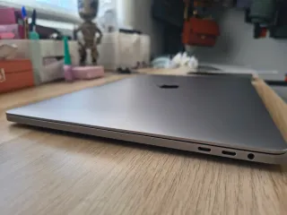 MacBook Pro 16.1 2019 Plata