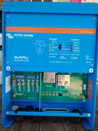 Inversor Victron Multiplus 24/5000