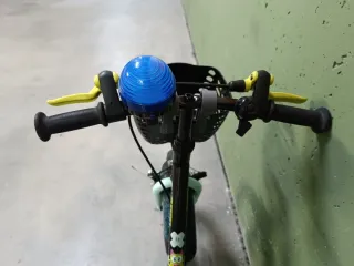 Bicicleta infantil 12 Btwin con ruedines