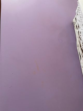 Escritorio infantil morado y verde