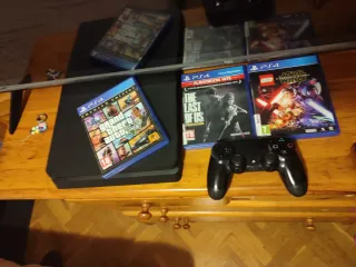 PS4 500GB + 1 Control + 3 Juegos