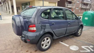 Renault Scenic 4X4 1.9 dCi 105 CV