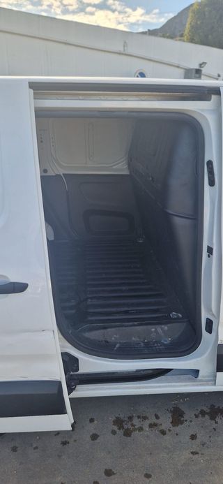 Peugeot Partner 2021