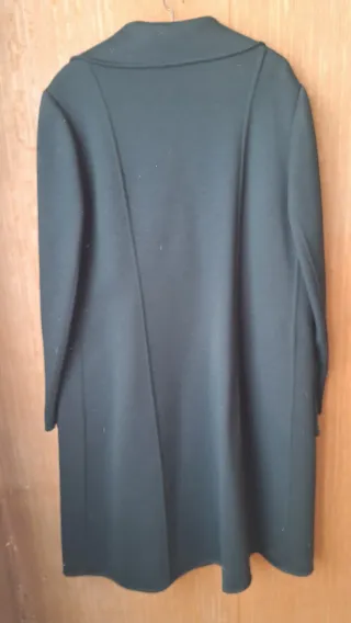 Abrigo cruzado verde solapas grandes