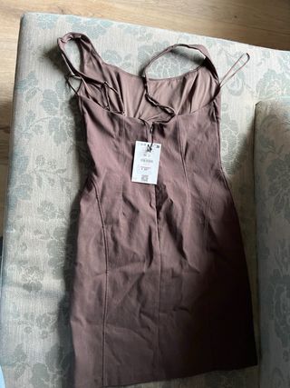 Vestido Bershka marrón talla M nuevo con etiqueta