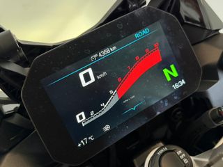 BMW F 900 XR T.BLACK AÑO 2025 3300KM