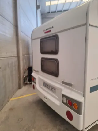 Caravana Adria Aviva 360DK