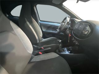 TOYOTA Aygo X Play MT