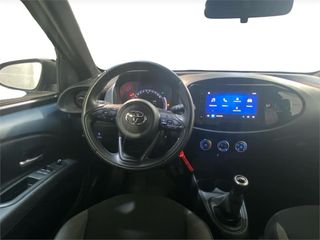 TOYOTA Aygo X Play MT