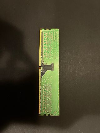 2x 8GB DDR4 2400MHz Módulos RAM
