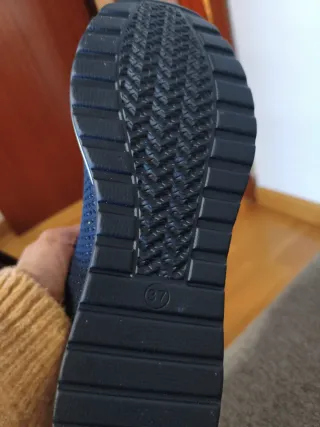 Zapatos de mujer talla 37 . Nuevos