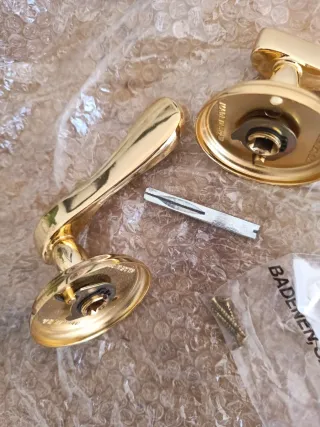 Juego Manivelas Puerta ORO Badenen