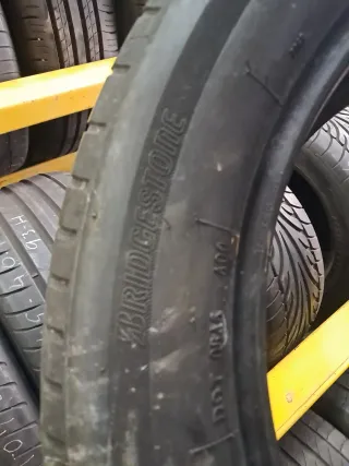 Rueda de coche 245 50 19